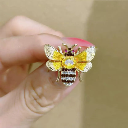 1Pc Trendy Little Bee Brooch for Women Men Retro Bee Animal Brooches Pins Jewelry Accessories Party Gifts 2025 Trend Cool Thing