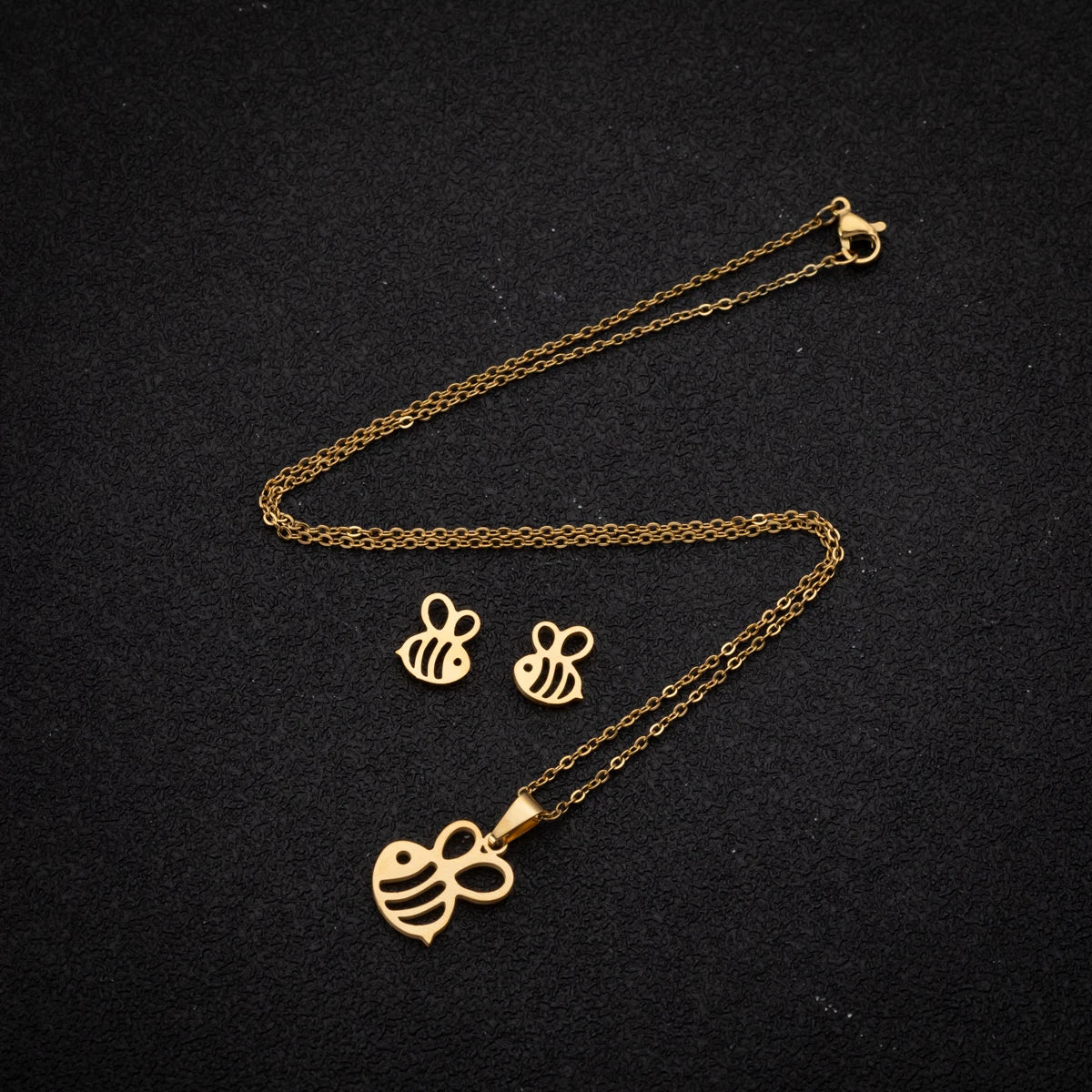 Cute Bee Stainless Steel Jewelry Set For Women Animal Bee Pendant Necklace  Earring Set  Hypoallergenic Girl Daily Decoration