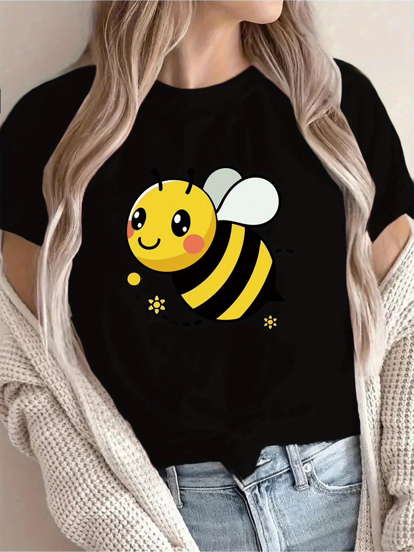 Women's Casual Short Sleeve T-Shirt Cute Cartoon Bee & Floral Print Breathable Round Neck Tee for Spring/Summer