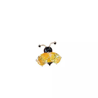 Bee Brooch Women's Fashionable And Exquisite Small Pin Suit Shirt Backpack Decoration Jewelry Party Birthday Gift 2024