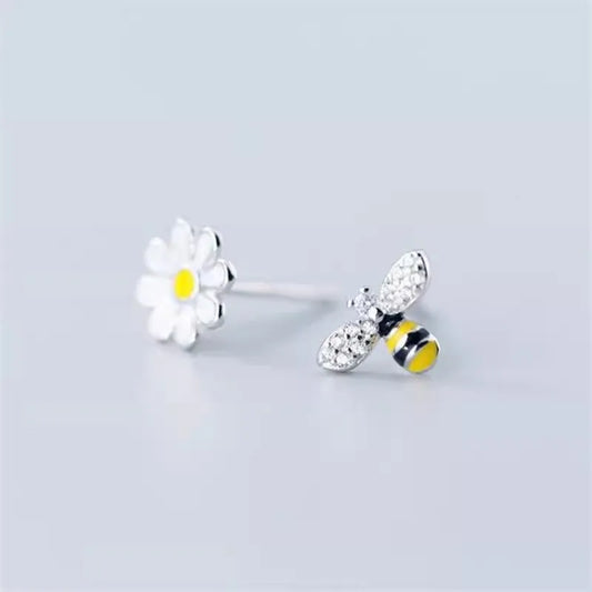 Real 925 Sterling Silver bee flower Earrings Women Simple Fashion Wedding Jewelry Accessories