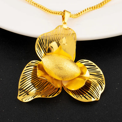 Luxury  Plated Bee Flower Shape Necklace Earrings Set for Women Girl Dubai Nigeria Fashion Design Jewelry Gift for Party