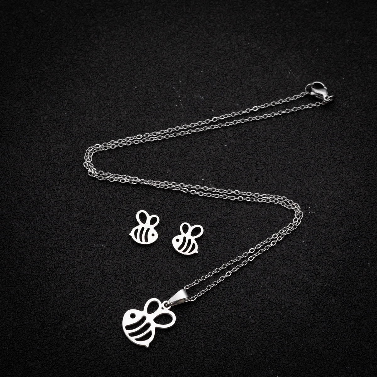 Cute Bee Stainless Steel Jewelry Set For Women Animal Bee Pendant Necklace  Earring Set  Hypoallergenic Girl Daily Decoration