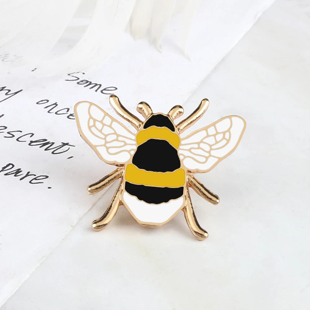 Funny Bee Insect Series Brooch Cartoon Women Men Exquisite Enamel Pins Backpack Jeans Lapel Badges Jewelry Gift For Kids Friends