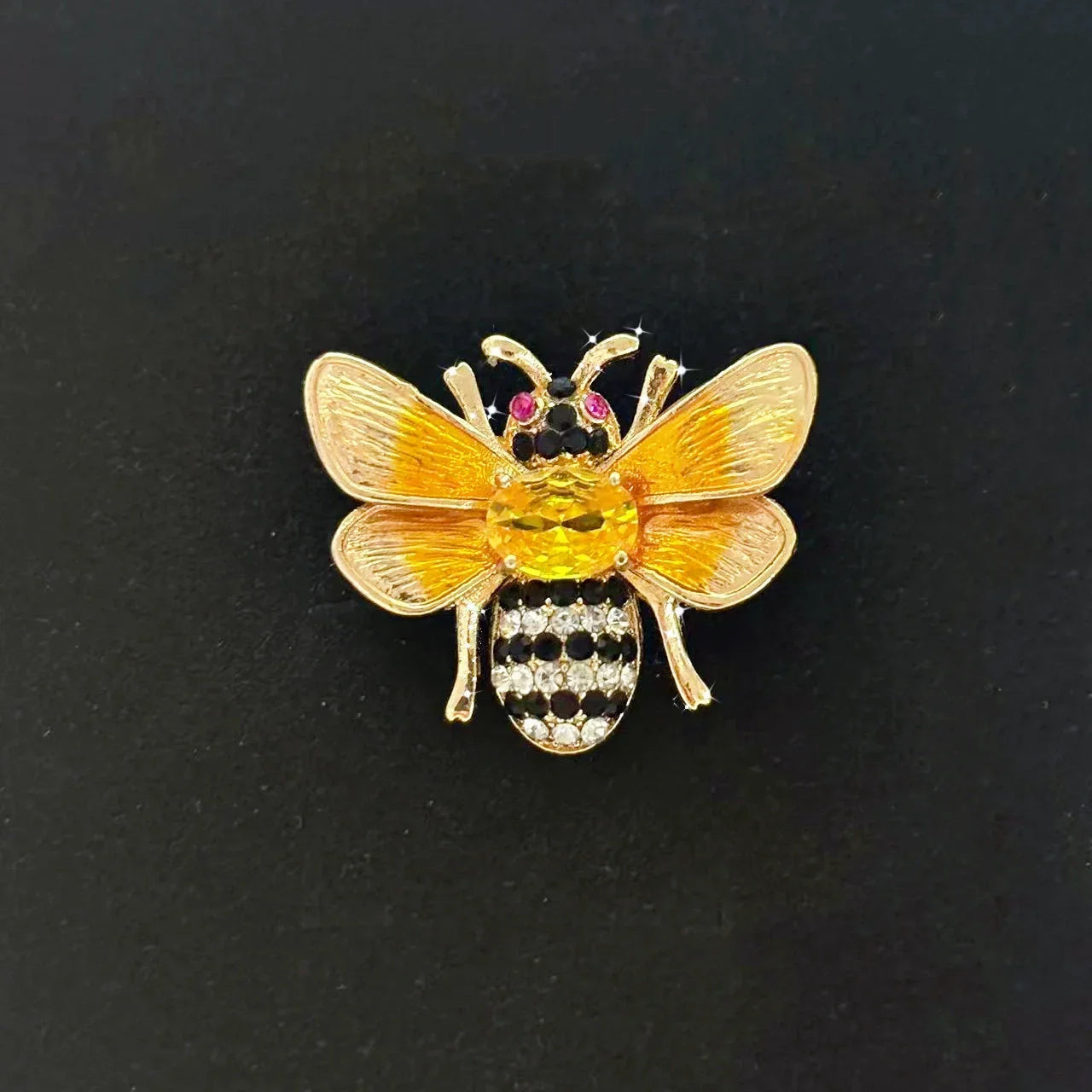 1Pc Trendy Little Bee Brooch for Women Men Retro Bee Animal Brooches Pins Jewelry Accessories Party Gifts 2025 Trend Cool Thing