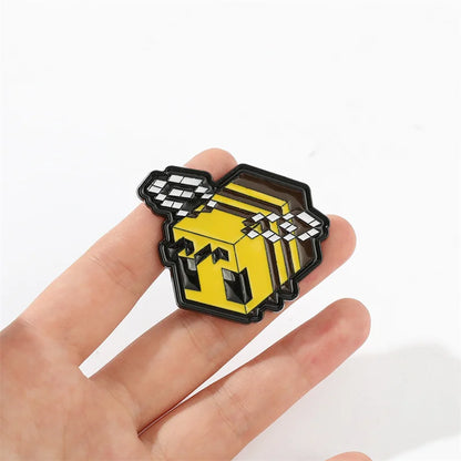 Cartoon Game Enamel Pin Custom Insect Bee Animal Brooch Clothes Bag Lapel Badge Cartoon Pin Jewelry Gift Wholesale