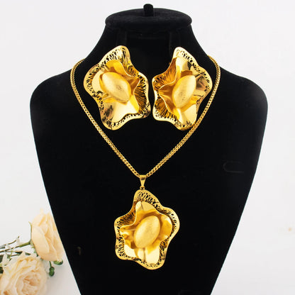 Luxury  Plated Bee Flower Shape Necklace Earrings Set for Women Girl Dubai Nigeria Fashion Design Jewelry Gift for Party